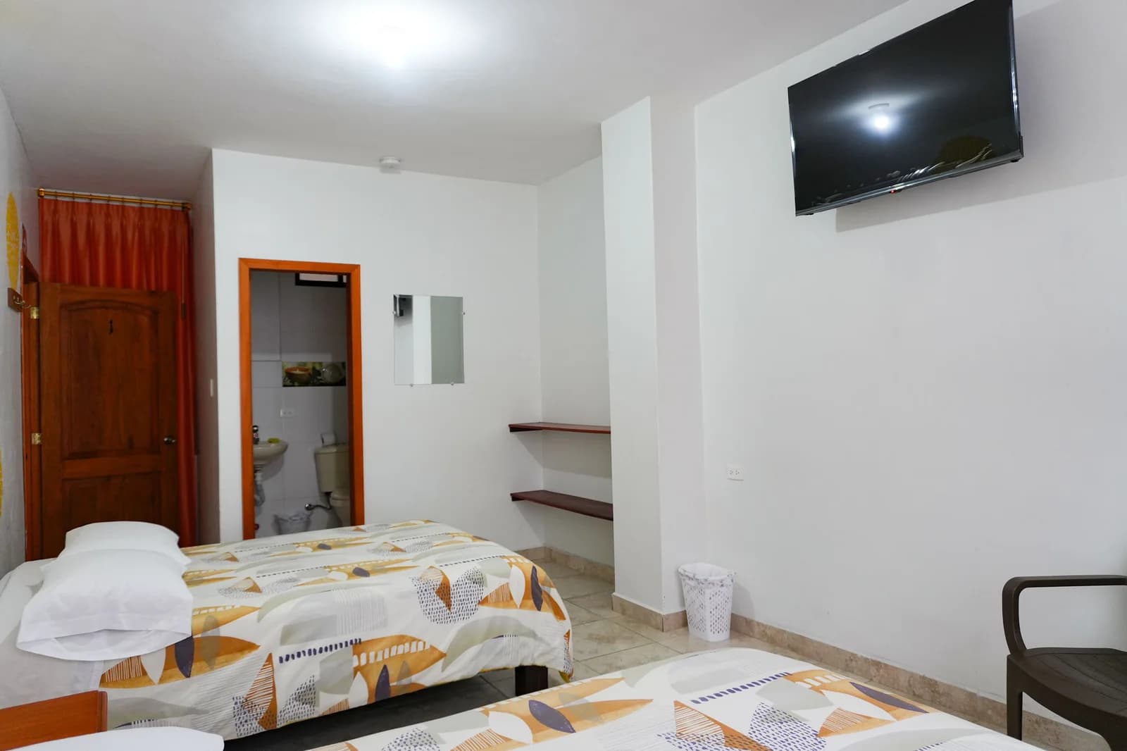Quadruple Room in Baños de Agua Santa 4